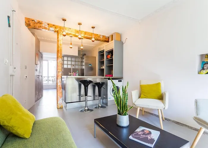 Charming studio for 2 near République